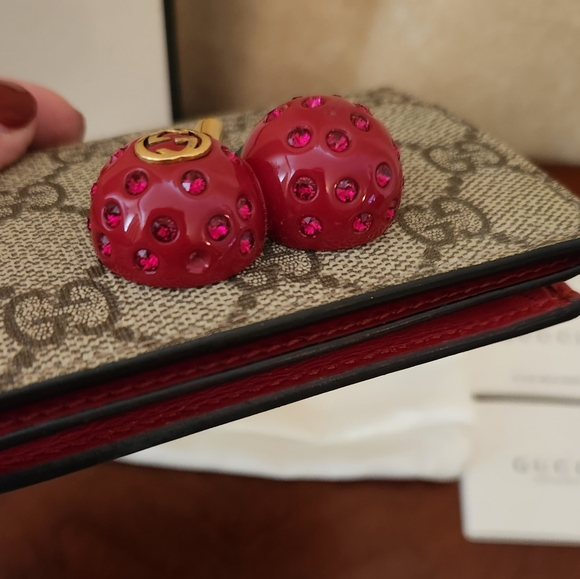 Gucci GG Supreme Monogram Cherry Embellished Card Case Wallet - Picture 3 of 10